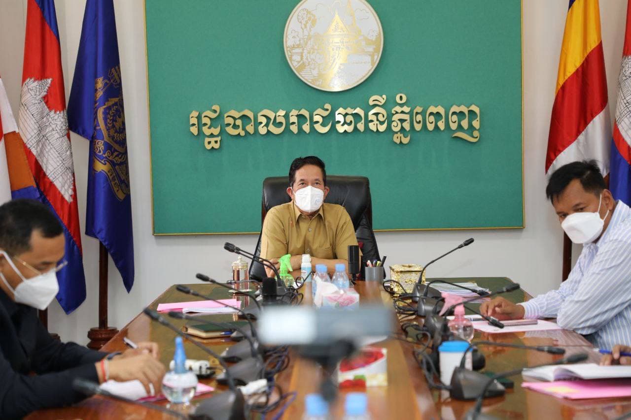អភិបាលរាជធានីភ្នំពេញ ជំរុញឲ្យអាជ្ញាធរខណ្ឌដែលមានផ្ទុះជំងឺកូវីដ-១៩ថ្មី ពង្រឹងការងារឱ្យបានម៉ឺងម៉ាត់បន្ថែមទៀត លើការទប់ស្កាត់ការរាលដាលពីកន្លែងមួយទៅកន្លែងមួយទៀត