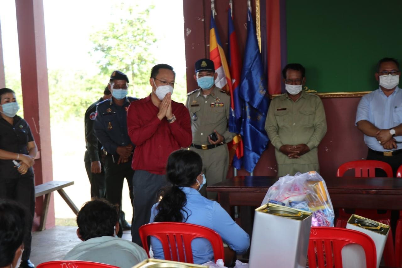 អភិបាលខេត្តរតនគិរី អញ្ជើញចុះពិនិត្យមណ្ឌលចត្តាឡីស័កវិទ្យាល័យត្រពាំងក្រហម
