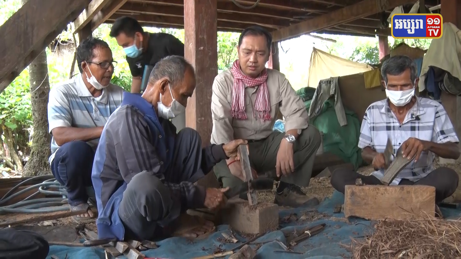 ប្រជាពលរដ្ឋនៅសហគមន៍ឆែបខេត្តព្រះវិហារ កែច្នៃដើមទ្រាំងដើម្បីរកចំណូលបន្ថែម សម្រាប់ផ្គត់ផ្គង់គ្រួសារ (មានវីដេអូ)
