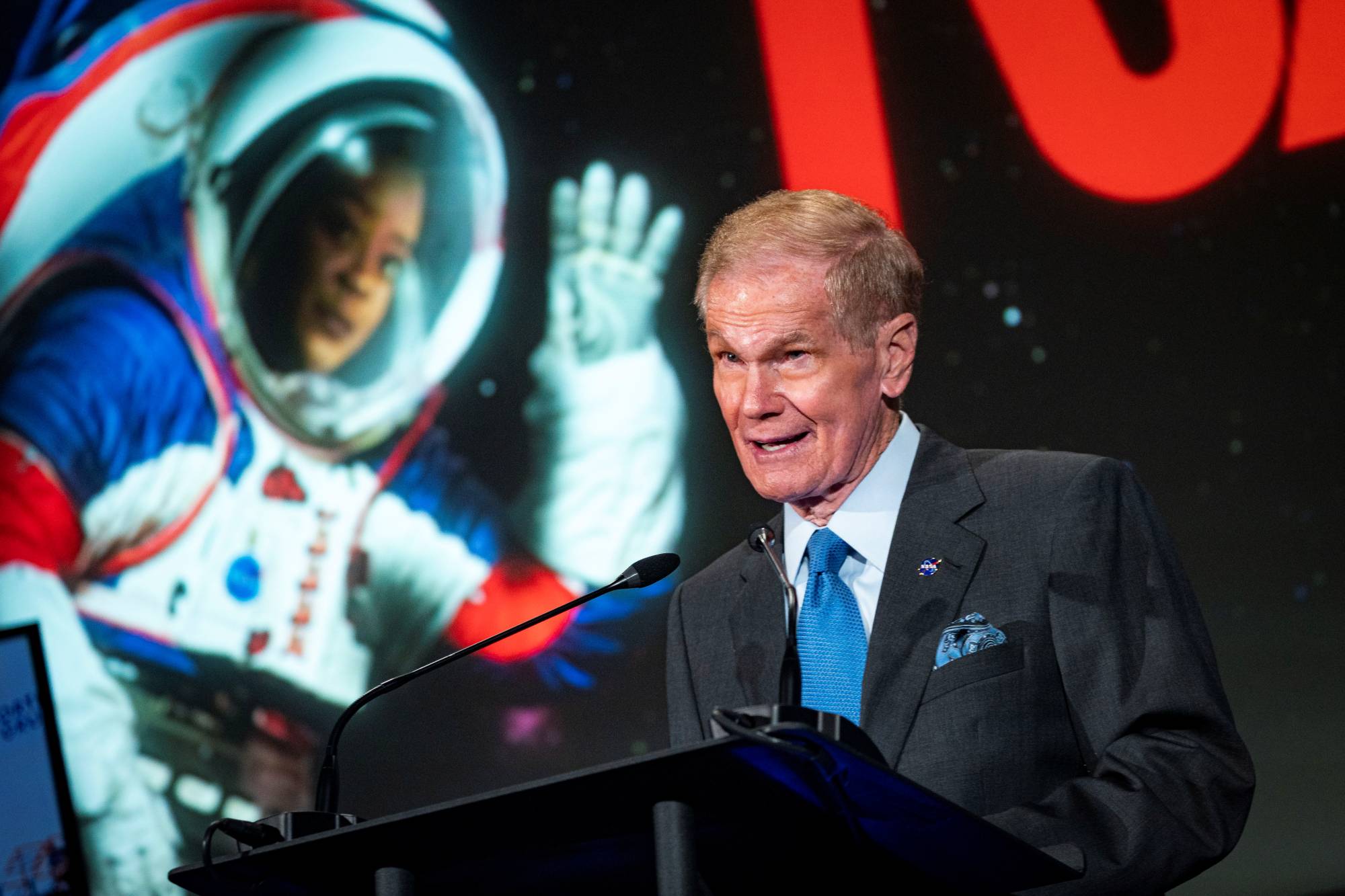 ប្រមុខ NASA សាទរចិនក្នុងការបញ្ជូនអវកាសយានិក៣រូបឡើងទៅកាន់ទីអវកាសដោយជោគជ័យ