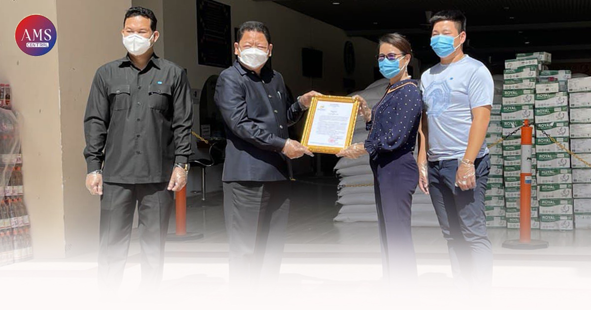 សប្បុរសជន៤៤រូប ប្រគល់ថវិកាជាង ១ម៉ឺនដុល្លារ ជូនរដ្ឋបាលរាជធានី សម្រាប់ទិញគ្រែ ដើម្បីទុកជូនអ្នកជំងឺកូវីដ-១៩