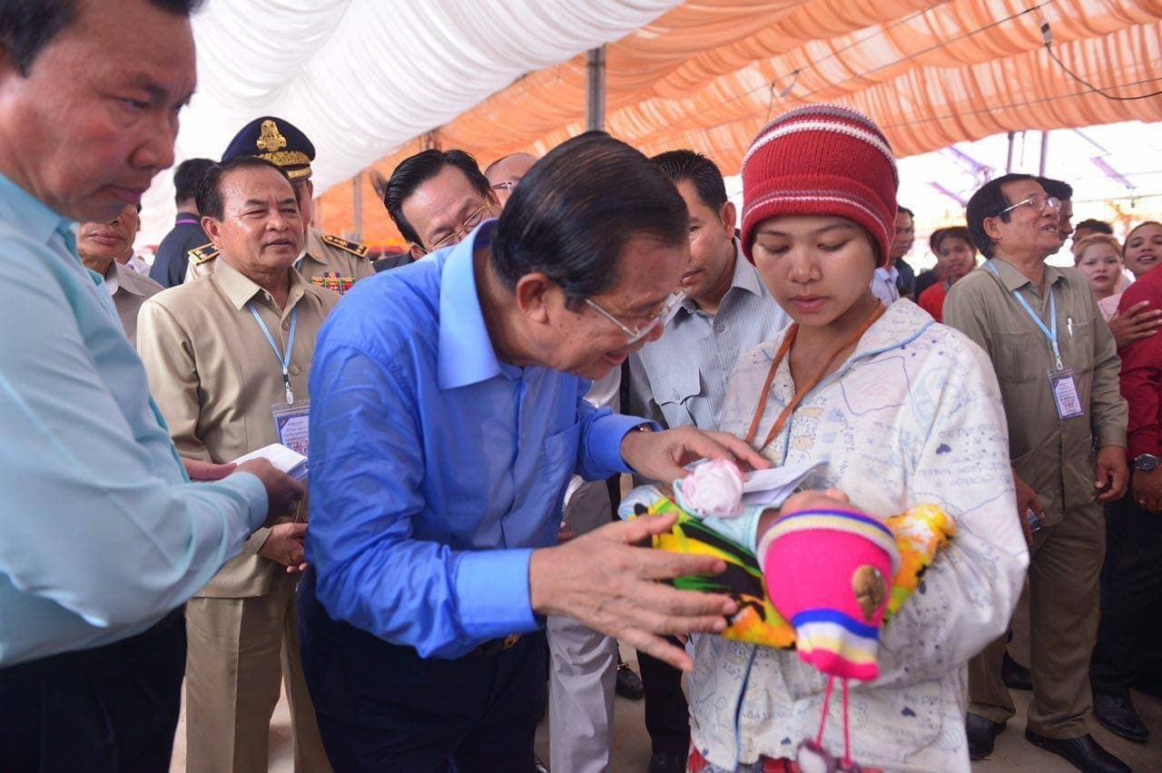 ក្នុងខែឧសភា ឆ្នាំ២០២១នេះ ស្រ្តីសម្រាលកូនចំនួន ៥៤៨០នាក់ បានទទួល ប្រាក់ឧបត្ថម្ភបន្ថែមពីរាជរដ្ឋាភិបាលកម្ពុជា តាមរយៈបេឡាជាតិសន្តិសុខសង្គម