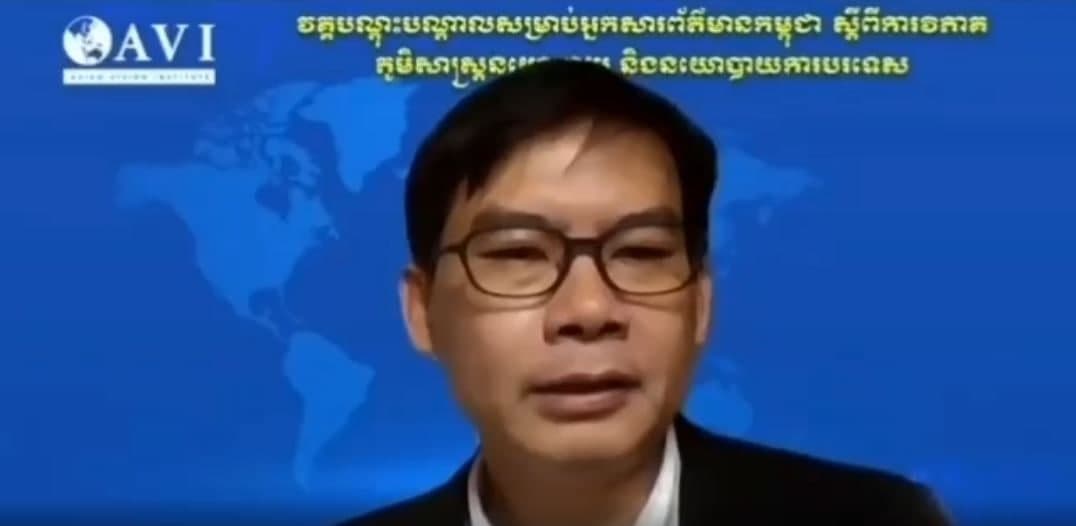អ្នកសារព័ត៌មានអាចវិភាគពីជ្រុងណាមួយនៃតួអង្គក្នុងឆាកនយោបាយ