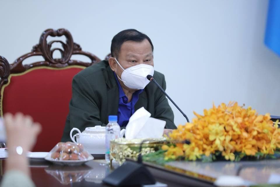 ឯកឧត្ដមទេសរដ្ឋមន្ត្រី ស៊ុន ចាន់ថុល អញ្ជើញជួបសម្តែងការគួរសមសម្តេចវិបុលសេនាភក្តី សាយ ឈុំ ដើម្បីគោរពរាយការណ៍ជូនអំពីសមិទ្ធផលការងារសម្រេចបាន ក្នុងវិស័យសាធារណការ និងដឹកជញ្ជូន
