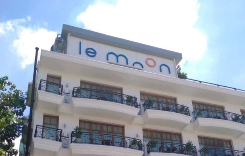 Le Moon Sky Bar មានអ្នកឆ្លងកូវីដ-១៩