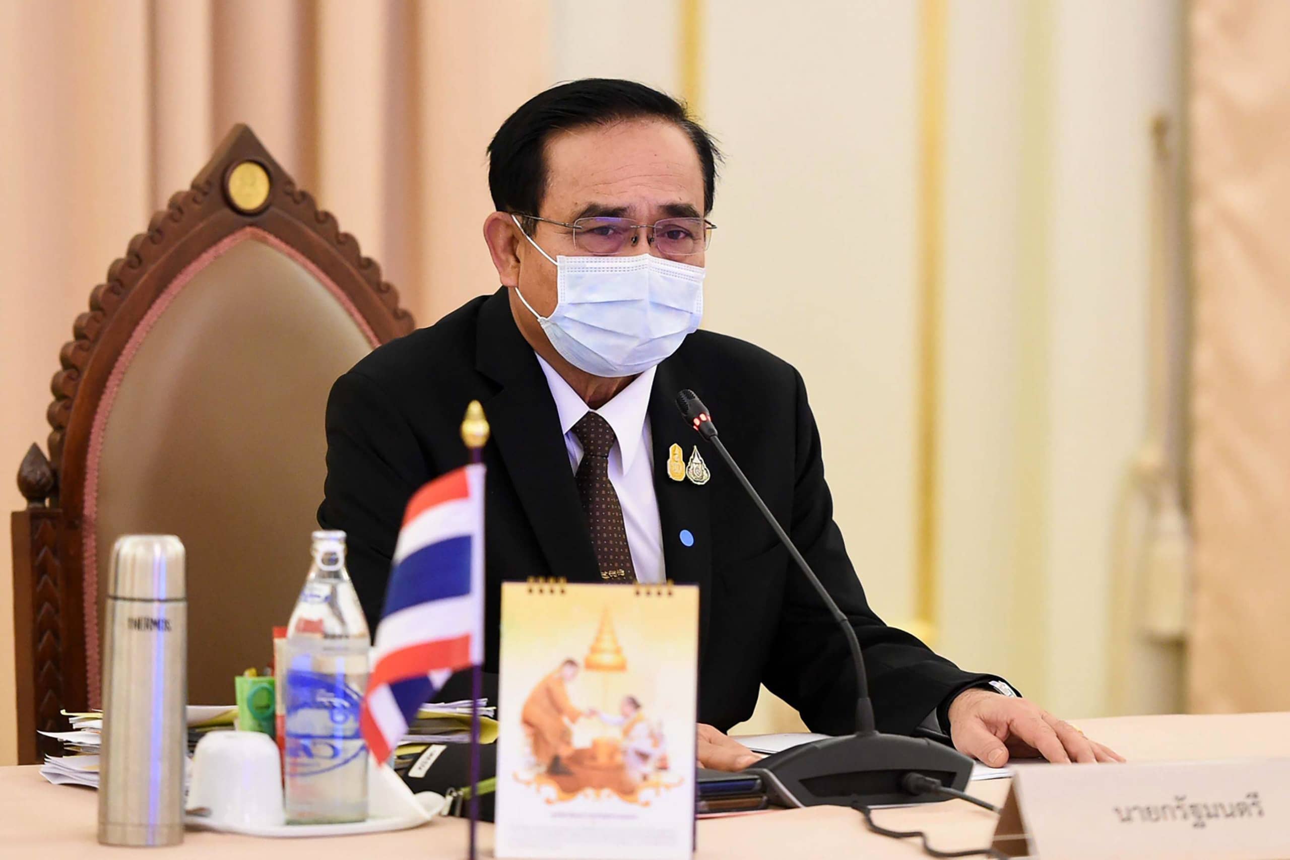 ប្រាយុទ្ធ​៖​ ​​កូ​វី​ដ​ឆ្លង​ប្រចាំថ្ងៃ​ជាង​១​ម៉ឺន​នាក់នៅថៃ​ ​អាច​អូស​បន្លាយ​ដល់​១​ខែ​ទៀត​