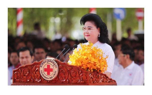 កាកបាទក្រហមកម្ពុជា ប្រកាសបរិច្ចាគថវិកាចំនួន ១០ម៉ឺនដុល្លារ ដល់កាកបាទក្រហមវៀតណាម តាមរយៈស្ថានទូតវៀតណាមប្រចាំនៅកម្ពុជា