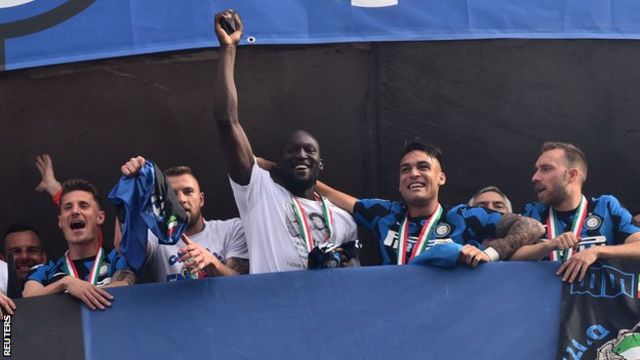 Romelu Lukaku ចង់ចាកចេញពី Inter Milan ប្រសិនបើ Chelsea ផ្តល់ជូនសមស្រប