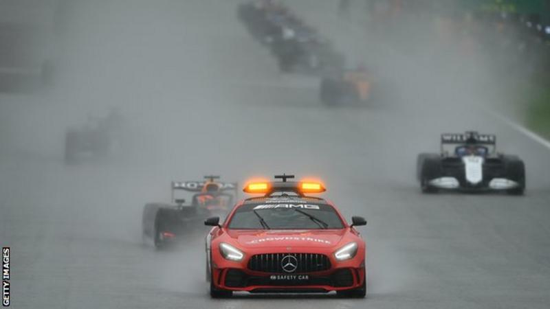លោក Lewis Hamilton និយាយថា ការប្រណាំងរថយន្តបែលហ្ស៊ិក Grand Prix គឺជារឿងឆោតល្ងង់