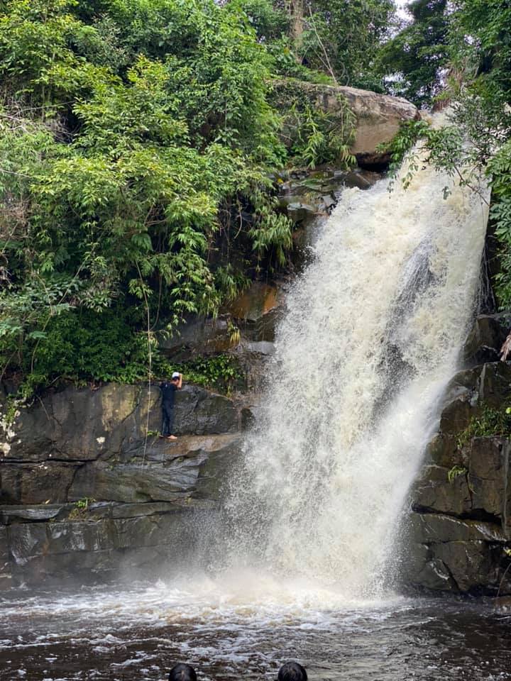 ទឹកធ្លាក់ឳម៉ាល់ ខេត្តកំពត