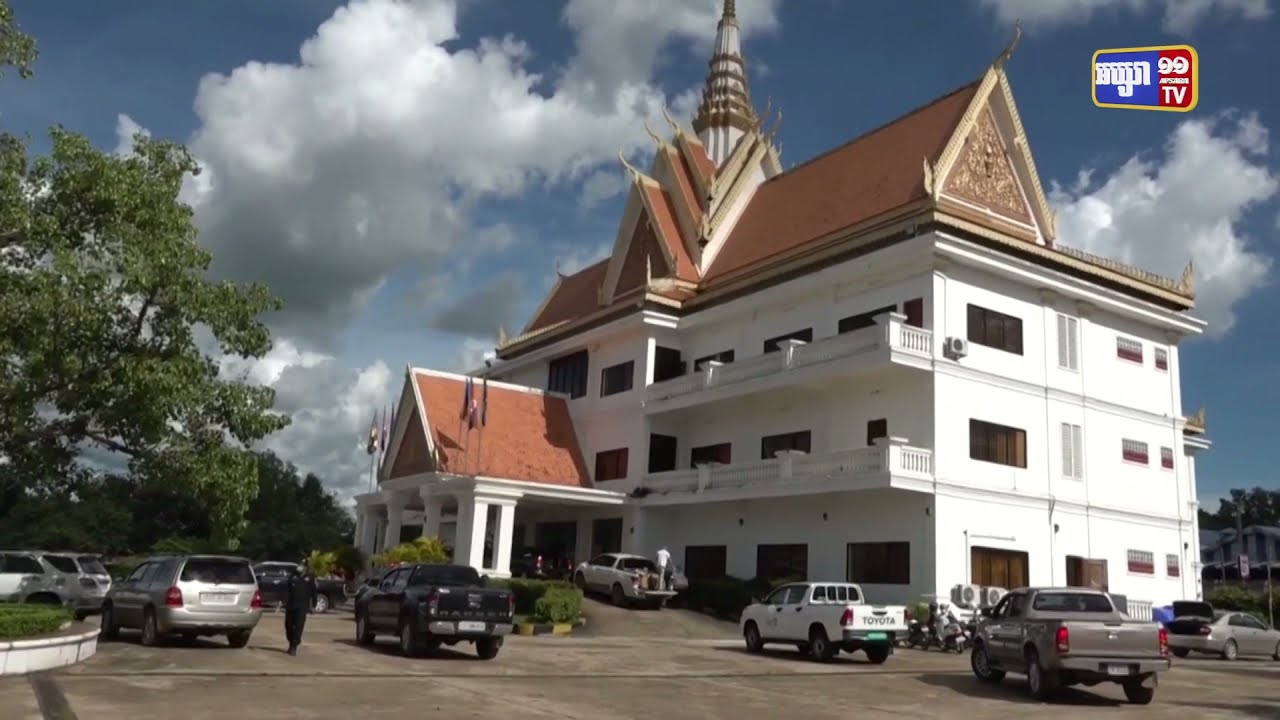 សម្ភារៈបរិក្ខាពេទ្យមួយចំនួនធំ ត្រូវបានផ្តល់ជូន ក្រុមការងារប្រយុទ្ធឆំាងនឹងជំងឺកូវីដ១៩ តាមគោលដៅ ក្នុងខេត្តស្ទឹងត្រែង (Video Inside)