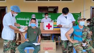 វ៉ាក់សាំងអាស្ត្រាហ្សេណេហ្គា ដូសជំរុញ ត្រូវបានផ្តល់ជូនយោធិន និងគ្រួសារ ប្រចាំការនៅជួរមុខ និងអតីតយុទ្ធជន នៃតំបន់​ប្រតិបត្តិការ​​សឹករងស្ទឹងត្រែង​(មានវីដេអូ)