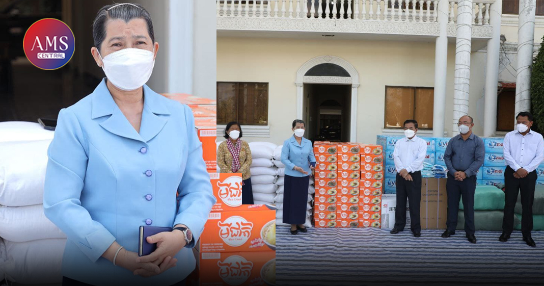 លោកជំទាវ ម៉ែន សំអន បាននាំយកអំណោយ និងស្បៀងប្រគល់ជូនរដ្ឋបាលខេត្តស្វាយរៀង សម្រាប់ប្រើប្រាស់ក្នុងយុទ្ធនាការប្រយុទ្ធប្រឆាំងនឹងជំងឺកូវីដ-១៩