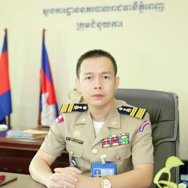អ្នកនាំពាក្យស្នងការរាជធានីភ្នំពេញ៖ ចាប់ពីយប់នេះ អ្នកដែលល្មើសបម្រាម ជួបជុំផឹកស៊ី និងម្ចាស់ហាង នឹងត្រូវចាប់វ៉ៃខ្នោះតែម្តង