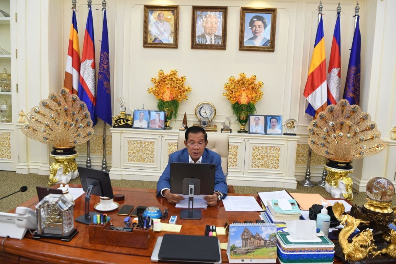 សម្ដេចតេជោ ហ៊ុន សែន ដាក់បទបញ្ជាបន្ទាន់ ដើម្បីសម្រួលដល់បងប្អូនពលរដ្ឋ ដែលឆ្លងកាត់ ព្រំដែនពីប្រទេសថៃ ចូលមកក្នុងប្រទេសកម្ពុជាវិញ