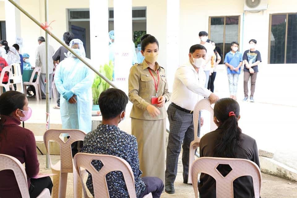 រដ្ឋបាលខេត្តប៉ៃលិន បើកយុទ្ធនាការចាក់វ៉ាក់សាំងបង្ការ ជំងឺកូវីដ-១៩ ដល់កុមារ និងយុវជន ចាប់ពីអាយុ១២ឆ្នាំ ដល់អាយុ ក្រោម១៨ឆ្នាំ