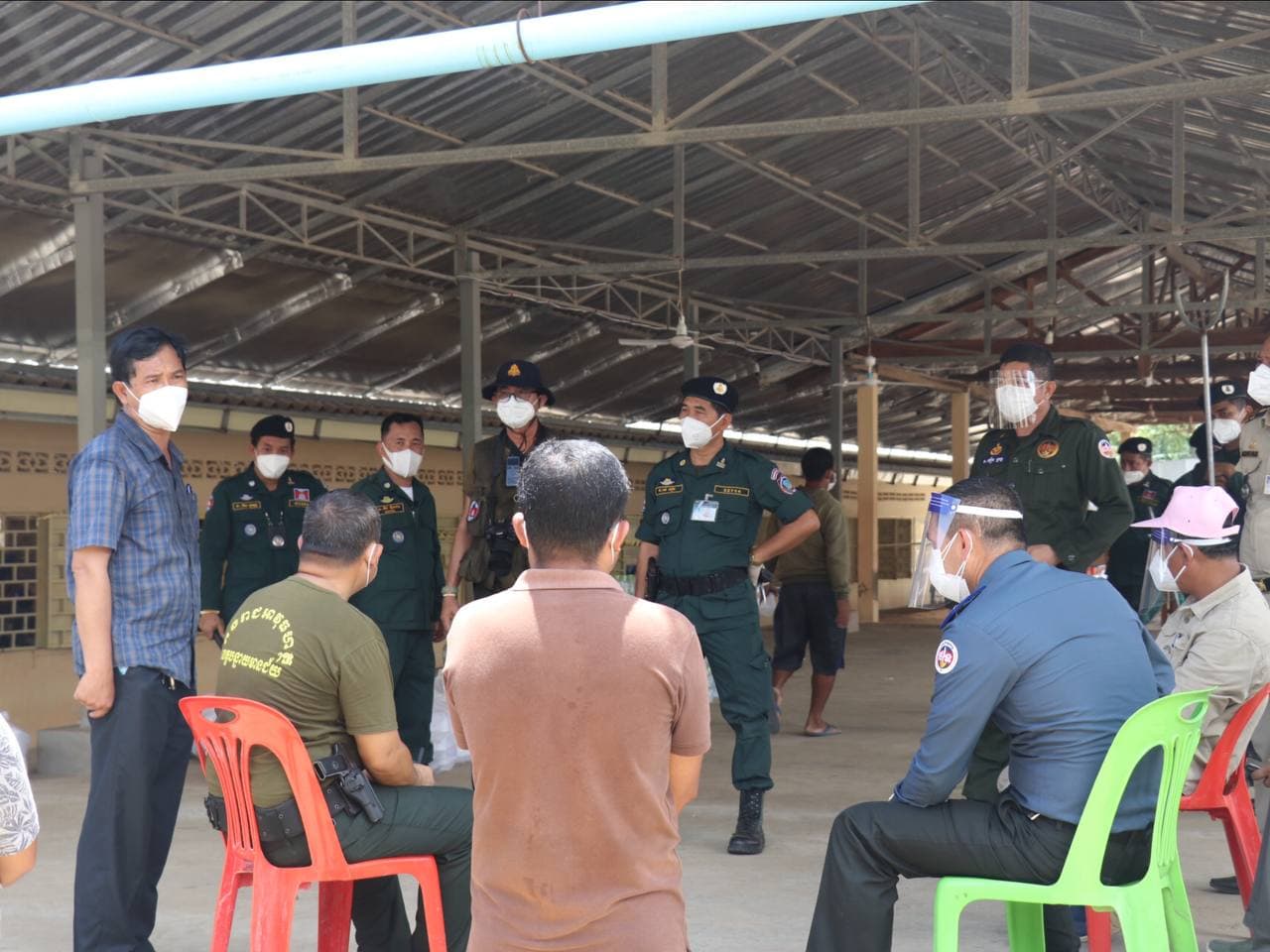 យុវជន50នាក់ បានរត់ចេញពីមណ្ឌល ខណៈអ្នកបន្សាប​សារ​ធាតុ​ញៀន ពួកគេជាង 600នាក់  រកឃើញវិជ្ជមាន កូវីត19 នៅខេត្ត​បន្ទាយមានជ័យ (មានវីដេអូ)