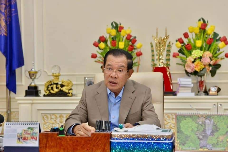 សម្តេចតេជោ៖ ការចាក់វ៉ាក់សាំងកូវីដ បានឆាប់រហ័ស និងទាន់ពេល បានបញ្ចៀសកម្ពុជា ពីគ្រោះមហន្តរាយ និងធ្វើឱ្យសភាពការណ៍បច្ចុប្បន្ន ស្ថិតក្នុងកម្រិតមួយដែលអាចគ្រប់គ្រងបាន