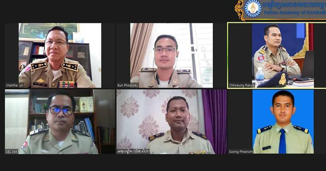 ក្រុមការងារអក្សរសាស្ត្រខ្មែរ បានប្រជុំកែសម្រួលខ្លឹមសារព្រឹត្តិបត្រព័ត៌មានលេខ២ លើប្រធានបទស្តីពី «កម្មវិធីកំណែទម្រង់ និងលើកកម្ពស់គុណភាពអប់រំ»