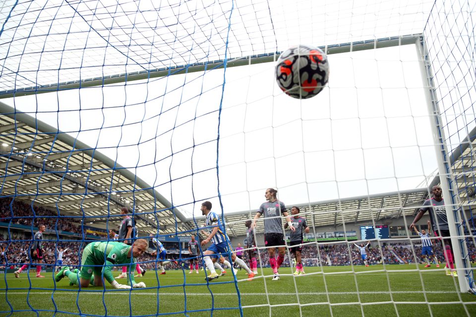 តោខៀវ Chelsea និង Manchester United បន្តរក្សាការចាប់ផ្តើម មិនទាន់ចាញ់នៅ Premier League