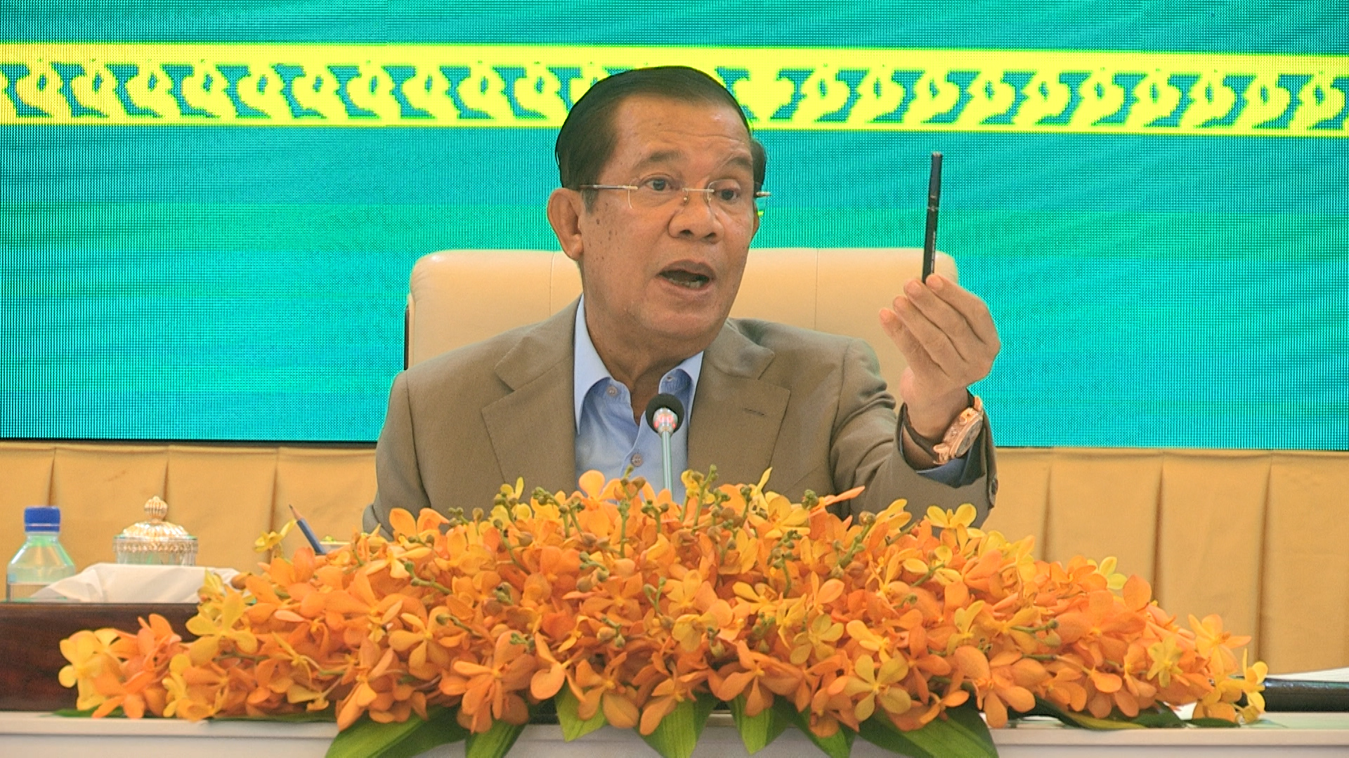 ការប្រជុំរបស់ពួកប្រឆាំង នៅកន្លែងណាក៏មានមនុស្សរបស់សម្តេចបញ្ជូន link និងកូដ មកឱ្យសម្តេចដែរ