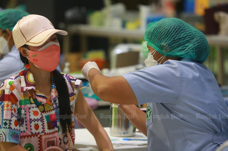 ថៃនឹងចាក់វ៉ាក់សាំងលាយគ្នាទម្រង់ថ្មី១ទៀត AstraZeneca-Pfizer ខែក្រោយ