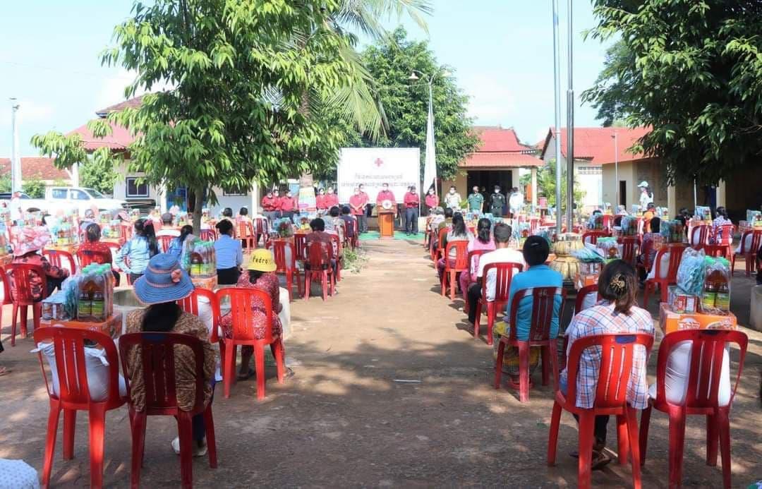 ពលរដ្ឋងាយរងគ្រោះ និងរងគ្រោះដោយសារជំងឺកូវីដ១៩ ចំនួន១១៩គ្រួសារ ទទួលបានអំណោយពី សម្តេចតេជោ និងសម្តេចកិត្តិព្រឹទ្ធបណ្ឌិត