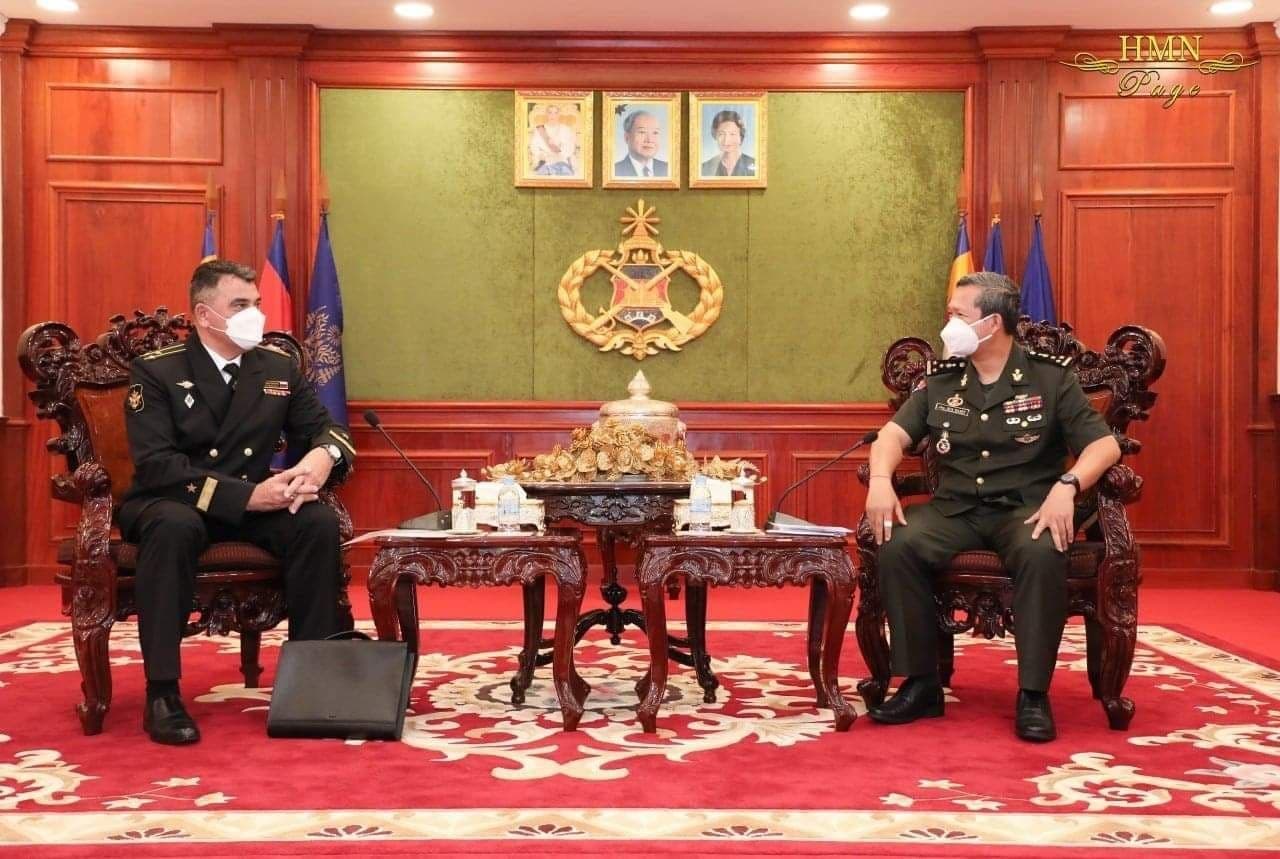 លោកឧត្តមសេនីយ៍ឯក ហ៊ុន ម៉ាណែត បានទទួលជួបសម្ដែងការគួរសម និងពិភាក្សាការងារជាមួយអនុព័ន្ធយោធាសហព័ន្ធរុស្សី