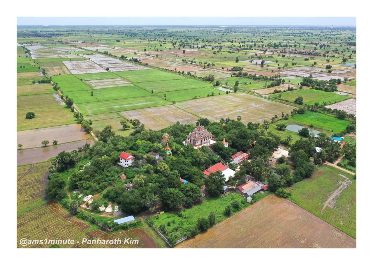 ទេសភាពជុំវិញភ្នំទ្រុងមាន់ទ្រុងទានារដូវវស្សា