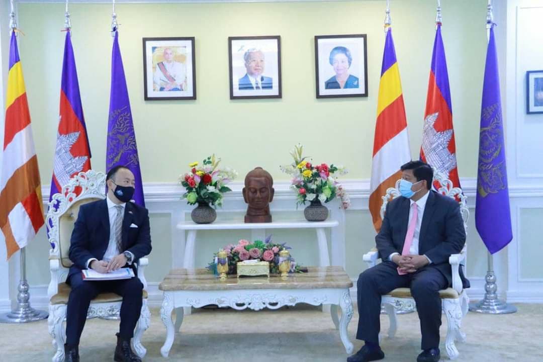 រដ្ឋមន្រ្តីក្រសួងបរិស្ថាន និង ទូតអូស្រ្តាលីពិភាក្សាកិច្ចសហប្រតិបត្តិការវិស័យបរិស្ថានពិសេស ការផលិតថាមពលនិងការគ្រប់គ្រងធនធានទឹក