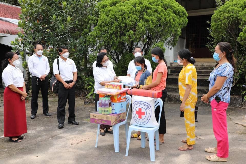 ក្រុមការងារឥស្សរជនឆ្នេីមថ្នាក់ជាតិ  បន្តចុះផ្សព្វផ្សាយស្តីពី   «ការលុបបំបាត់ការចម្លងមេរោគអេដស៍ និងស្វាយ  ពីម្តាយទៅកូន» ដេីម្បីចូលរួមជាចរន្តជាតិមួយ  ឈានឆ្ពោះទៅបញ្ចប់បញ្ហាអេដស៍ នៅឆ្នាំ២០២៥