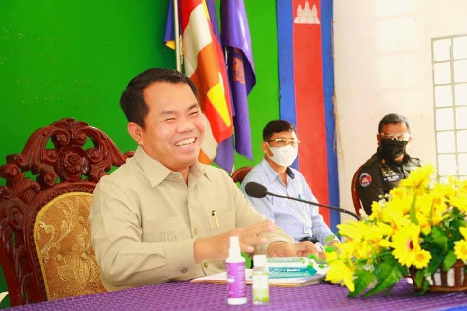 អភិបាល ខេត្តកណ្តាលដឹកនាំកិច្ចប្រជុំសម្របសម្រួលដោះស្រាយបាតុភាពរវាងម្ចាស់សត្តឃាតនិងប្រជាពលរដ្ឋទិញលក់សាច់ពពែ នៅក្នុងស្រុកពញាឮ