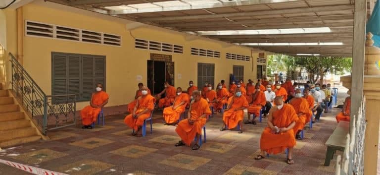 ក្រុមគ្រូពេទ្យបានរកឃើអ្នកវិជមានកូវីដ១៩ចំនួន ៦២អង្គ/នាក់ ក្នុងចំណោមវត្តទាំង២៧ដែលមានករណីផ្ទុះជំងឺកូវីដ១៩ ក្នុងរាជធានីភ្នំពេញគិតត្រឹមព្រឹកថ្ងៃទី២៥ខែកញ្ញាឆ្នំា២០២១នេះ