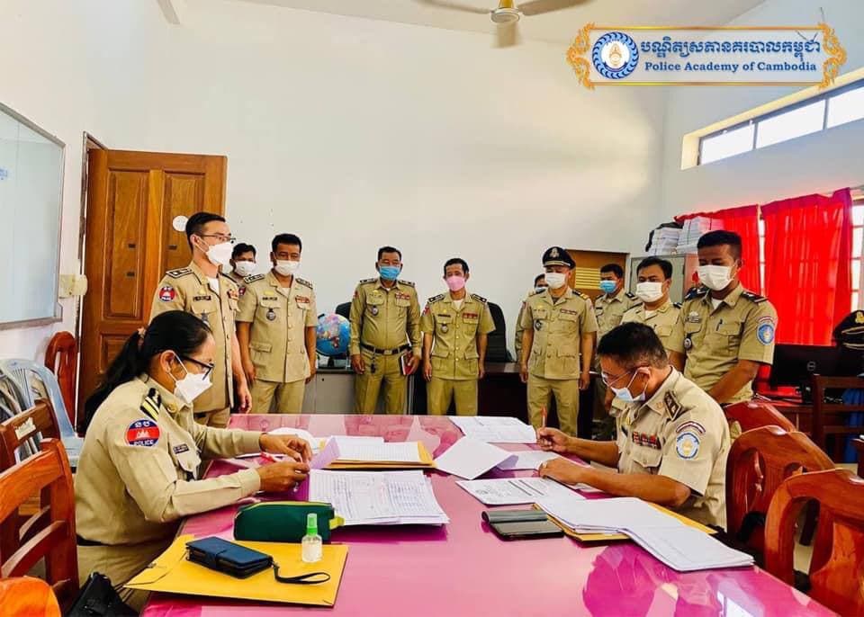 បណ្ឌិត្យសភានគរបាលកម្ពុជា បានពិនិត្យតាមដាននិងវាយតម្លៃ ការអនុវត្តគោលការណ៍ប្រឡងប្រណាំងនៅតាមអង្គភាពចំណុះជាប់ជាប្រចាំ
