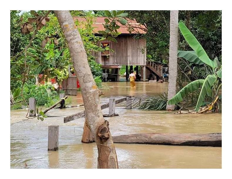 ជំនន់ទឹកភ្លៀងបណ្តាយឱ្យជន់លិចផ្ទះសំបែង ផលដំណាំ និងទ្រព្យសម្បត្តិប្រជាពលរដ្ឋចំនួន ៣ភូមិ
