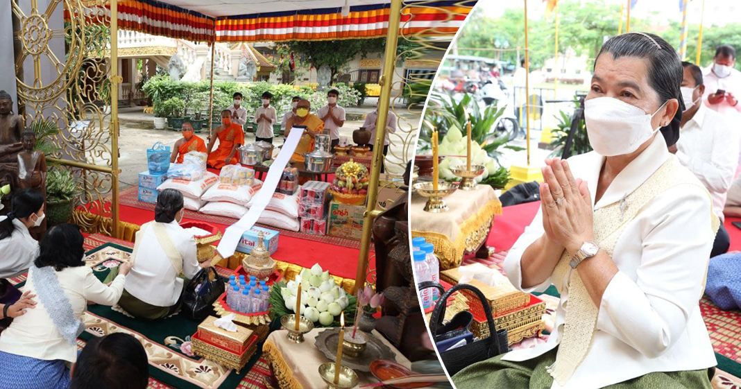 លោកជំទាវ ម៉ែន សំអន អញ្ជើញប្រគេនចង្ហាន់និងទេយ្យវត្ថុ ដល់ព្រះសង្ឃក្នុងវេនកាន់បិណ្ឌទី៩ នៅវត្តលង្កាកុសុមារាម