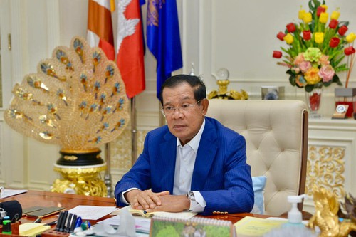សម្តេចតេជោ ហ៊ុន សែន ផ្ញើសារពិសេសជូនជនរួមជាតិ ពាក់ព័ន្ធស្ថានភាពជំងឺកូវីដ១៩នៅកម្ពុជា
