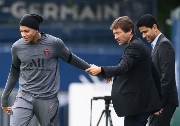 នាយកប្រតិបត្តិក្លឹប PSG ជឿថា Kylian Mbappe នឹងនៅបារាំងដល់រដូវក្តៅ