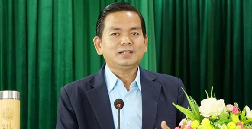 កាន់តែលូក កាន់តែលង់…!