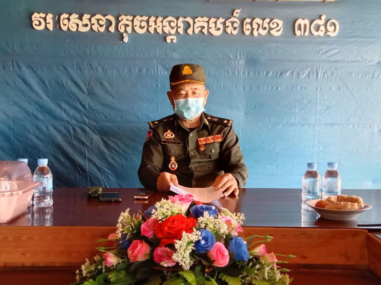 ឧត្តមសេនីយ៍ត្រី ភោក សៅ ថ្លែងថា មិនថាយោធិនមានឋានន្តរស័ក្តិ ថ្នាក់ណានោះទេ បើធ្វើឲ្យបាត់ ឬខូចខាតទ្រព្យសម្បត្តិសារធារណៈរបស់រដ្ឋរួមនៅក្នុងអង្គភាព គឺត្រូវតែទទួលខុសត្រូវ