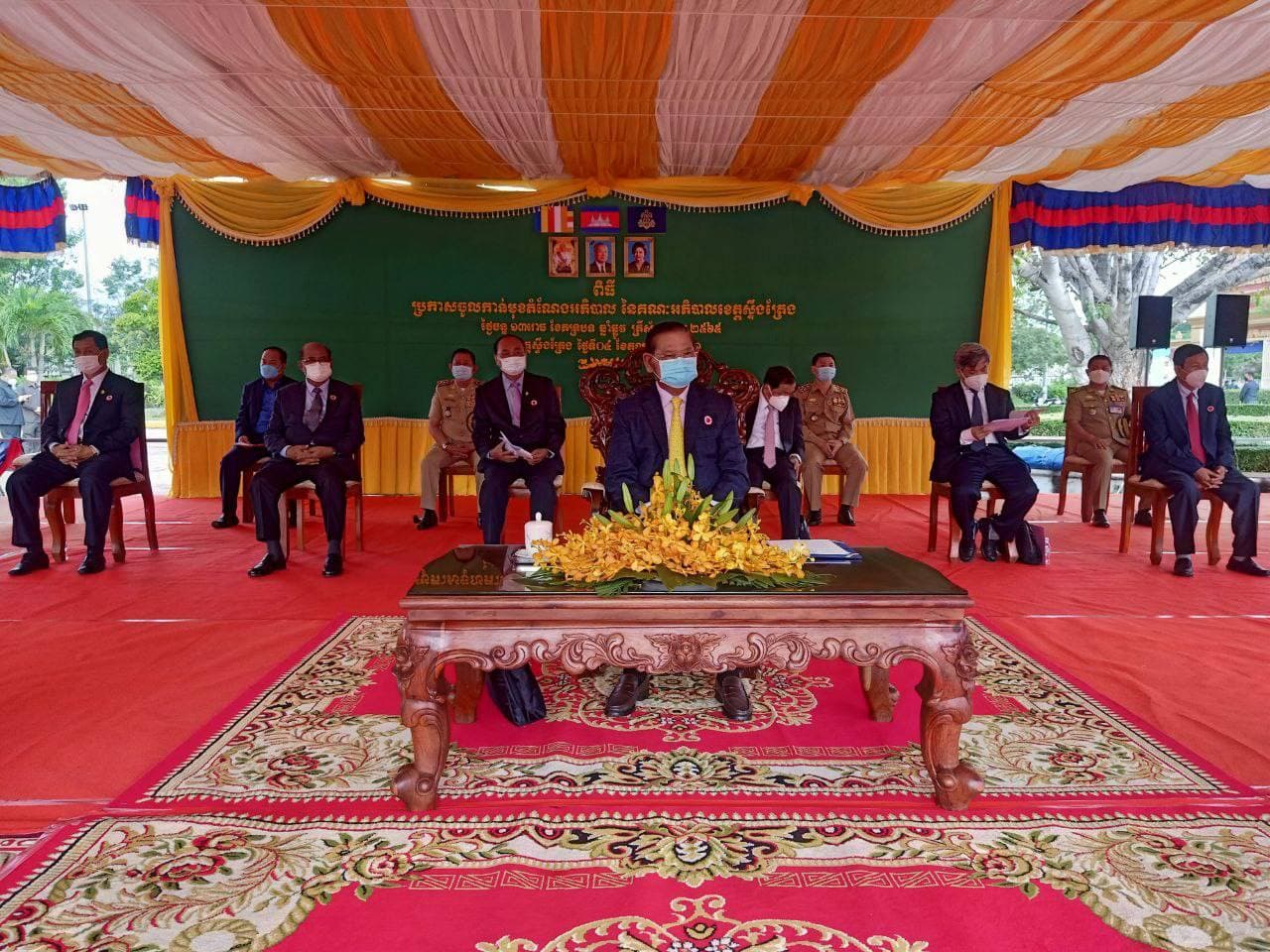 រដ្ឋមន្រ្តីក្រសួងមហាផ្ទៃឥរិយាបទ មេ ឃុំ  ស្មៀន មេប៉ុស្ត៍ ធ្វើអោយជះឥទ្ធិពលដល់សម្លេងឆ្នោត