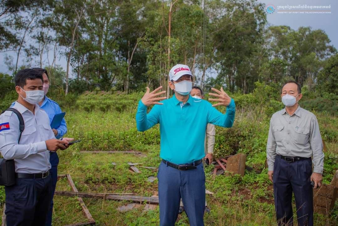 ឯកឧត្តមរដ្ឋមន្ត្រី ជា វ៉ាន់ដេត បានអញ្ជើញចុះត្រួតពិនិត្យស្ថានីយបង្គោលអង់តែនរបស់ក្រុមហ៊ុនទូរសព្ទចល័ត នៅខេត្តមណ្ឌលគិរី និងខេត្តរតនគិរី