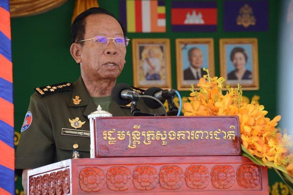 សម្តេចពិជ័យសេនា ទៀ បាញ់ ប្រកាសគាំទ្រគំនិតផ្ដួចផ្ដើមរបស់សម្ដេចតេជោ ហ៊ុន សែន ក្នុងការធ្វើវិសោធនកម្មច្បាប់ពាក់ព័ន្ធ កំណត់ឲ្យថ្នាក់ដឹកនាំកំពូលរបស់ជាតិ មានសញ្ជាតិតែមួយគត់ គឺសញ្ជាតិខ្មែរ