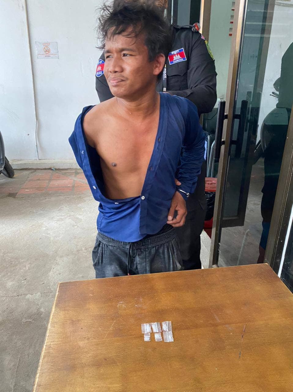 រក្សាទុកថ្នាំញៀនជាប់ខ្លួន ត្រូវនគរបាលខណ្ឌឬស្សីកែវចាប់វាយខ្នោះ