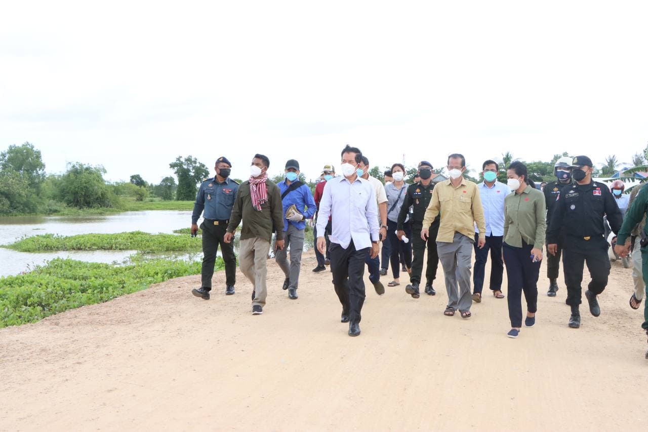 អភិបាលរាជធានីភ្នំពេញមានប្រសាសន៍ថាអាយុជីវិតប្រជាពលរដ្ឋ ជារឿងតែមួយគត់ដែលអាជ្ញាធរគ្រប់លំដាប់ថ្នាក់ត្រូវការពារ ទៅតាមអនុសាសន៍ សម្ដេចតេជោ ហ៊ុន សែន