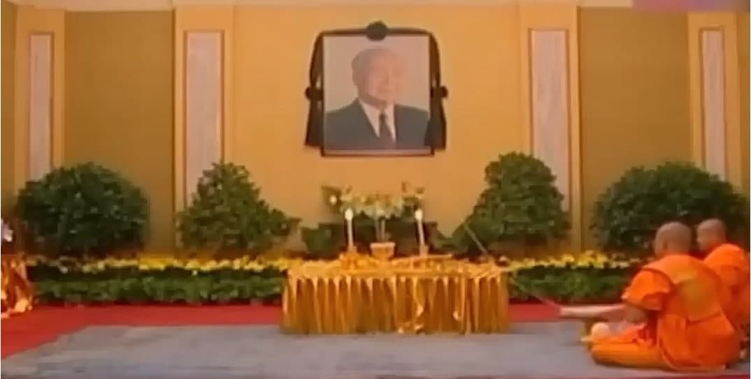 សម្តេចតេជោសច្ចាថាការពារព្រះរាជបល្ល័ង្ក ការពាររាជានិយម ការពារសម្តេចម៉ែ ការពារព្រះមហាក្សត្រ