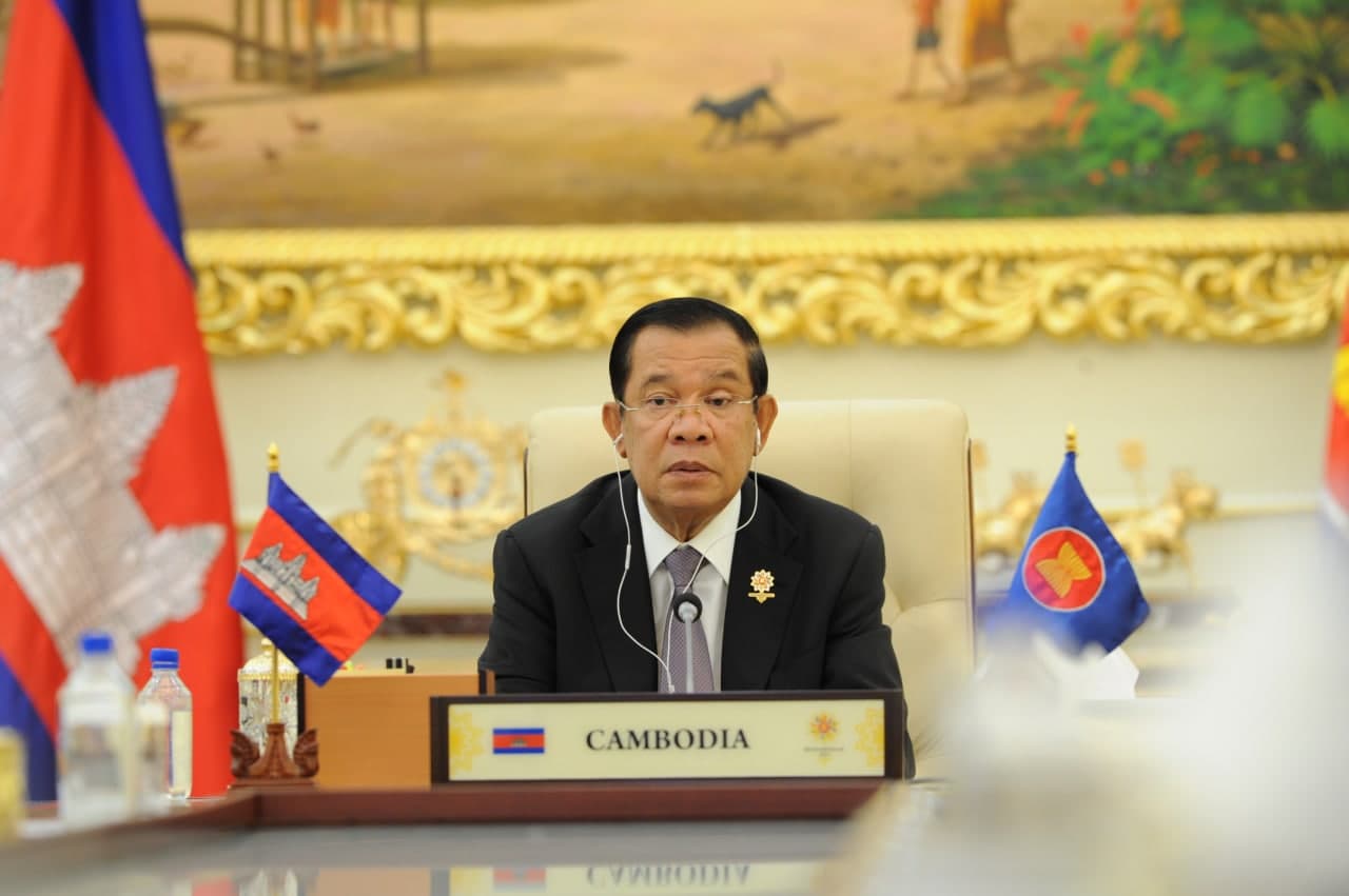 សម្ដេចតេជោ ហ៊ុន សែន និងប្រមុខរដ្ឋាភិបាលអាស៊ាន អញ្ជើញចូលរួមកិច្ចប្រជុំកំពូលអាស៊ាន-ឥណ្ឌា លើកទី១៨