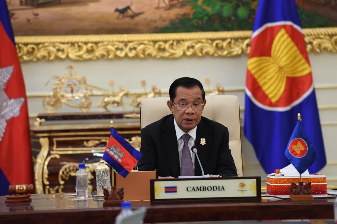 សម្តេចតេជោ ហ៊ុន សែន អញ្ជើញចូលរួមកិច្ចប្រជុំកំពូលអាស៊ាន-រុស្ស៉ី លើកទី៤, ពូទីន ទុកការងារអាស៊ាន ជាអាទិភាពរបស់លោក
