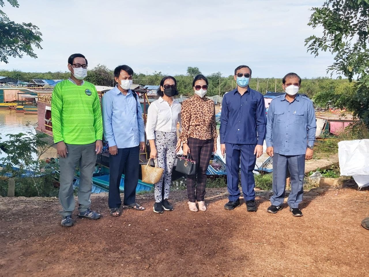 អង្គការមូលនិធិទំពាំងស្នងឫស្សី សហការជាមួយសមាគមភ្នាក់ងារទេសចរណ៍កម្ពុជា ហៅកាត់ថា CATA បានប្រកាសពីការចាប់ផ្តើមអនុវត្តន៍យុទ្ធនាការសម្អាតបរិស្ថាន និងប្រមូលសំណល់ប្លាស្ទិកនៅបឹងទន្លេសាប