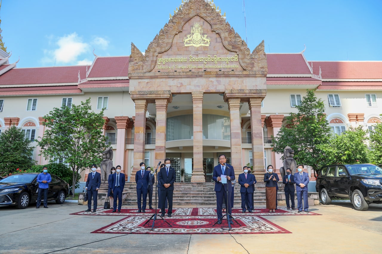 ក្នុងនាមជាប្រធានអាស៊ាន៖កម្ពុជាប្តេជ្ញាធ្វើការជាមួយប្រទេសជាសមាជិកអាស៊ានផ្សេងទៀត និងដៃគូសន្ទនានានា រួមទាំងជប៉ុនដោះស្រាយបញ្ហាប្រឈមផ្នែកសេដ្ឋកិច្ច នយោបាយ និងសន្តិសុខនៅក្នុងតំបន់